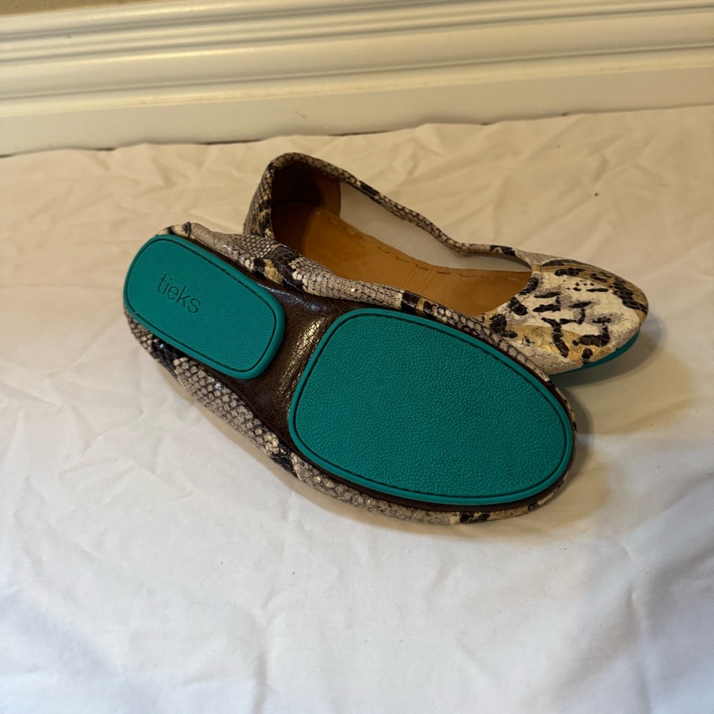 Tieks snake print